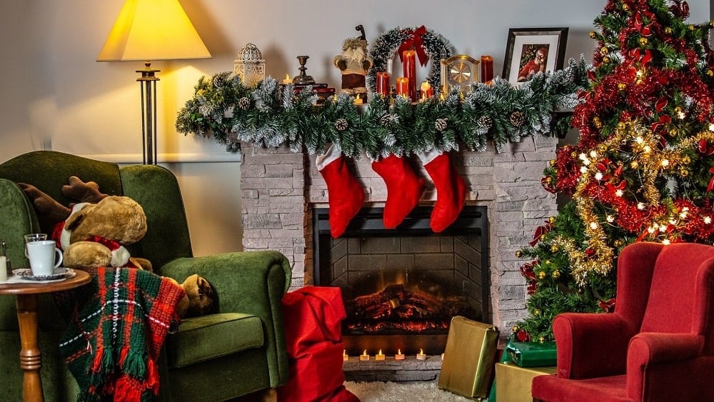 Christmas Decorating Based On Your Décor Style - NewHomeSource